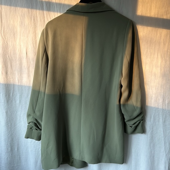 COPY - Mango Green Blazer L - Picture 4 of 11
